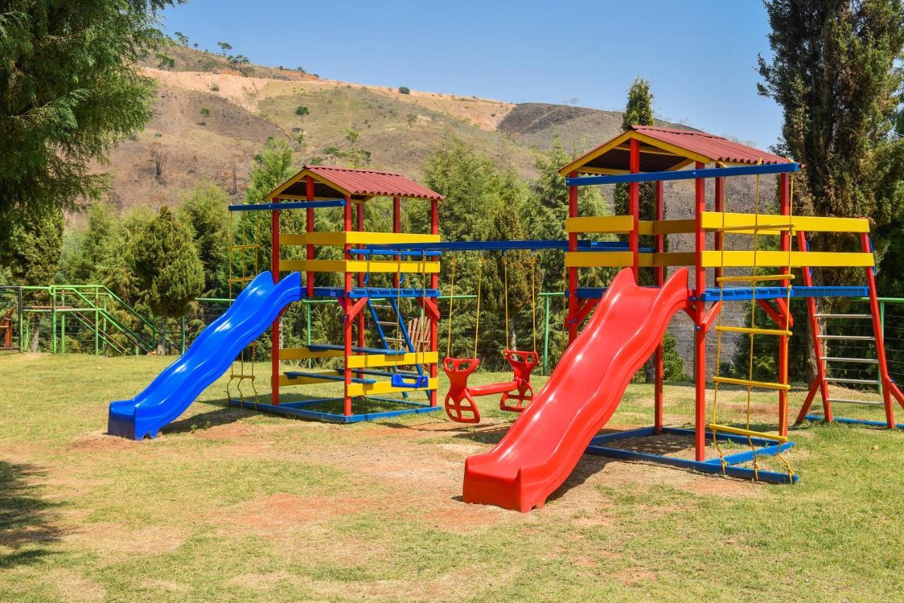 Hotel Golden Park All Inclusive Pocos De Caldas By Nacional Inn Eksteriør billede Playground in Chile