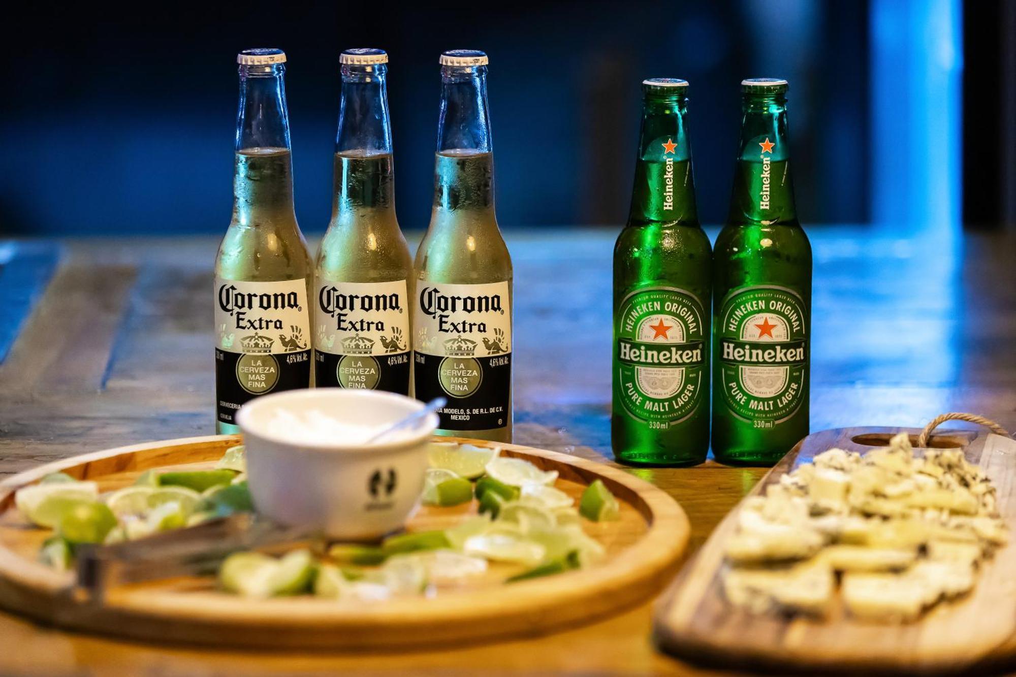 Hotel Golden Park All Inclusive Pocos De Caldas By Nacional Inn Eksteriør billede Corona and Heineken