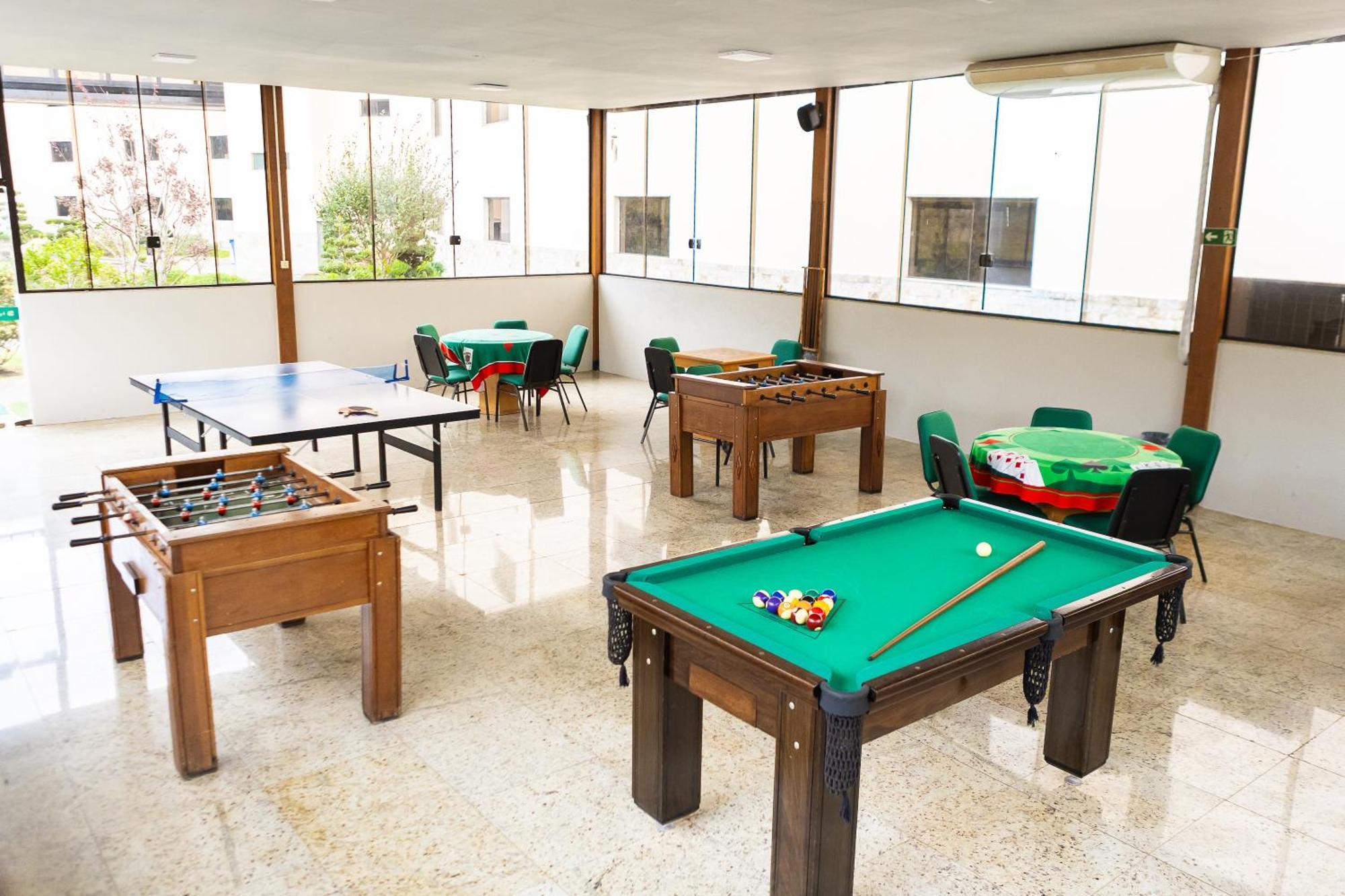Hotel Golden Park All Inclusive Pocos De Caldas By Nacional Inn Eksteriør billede Games room